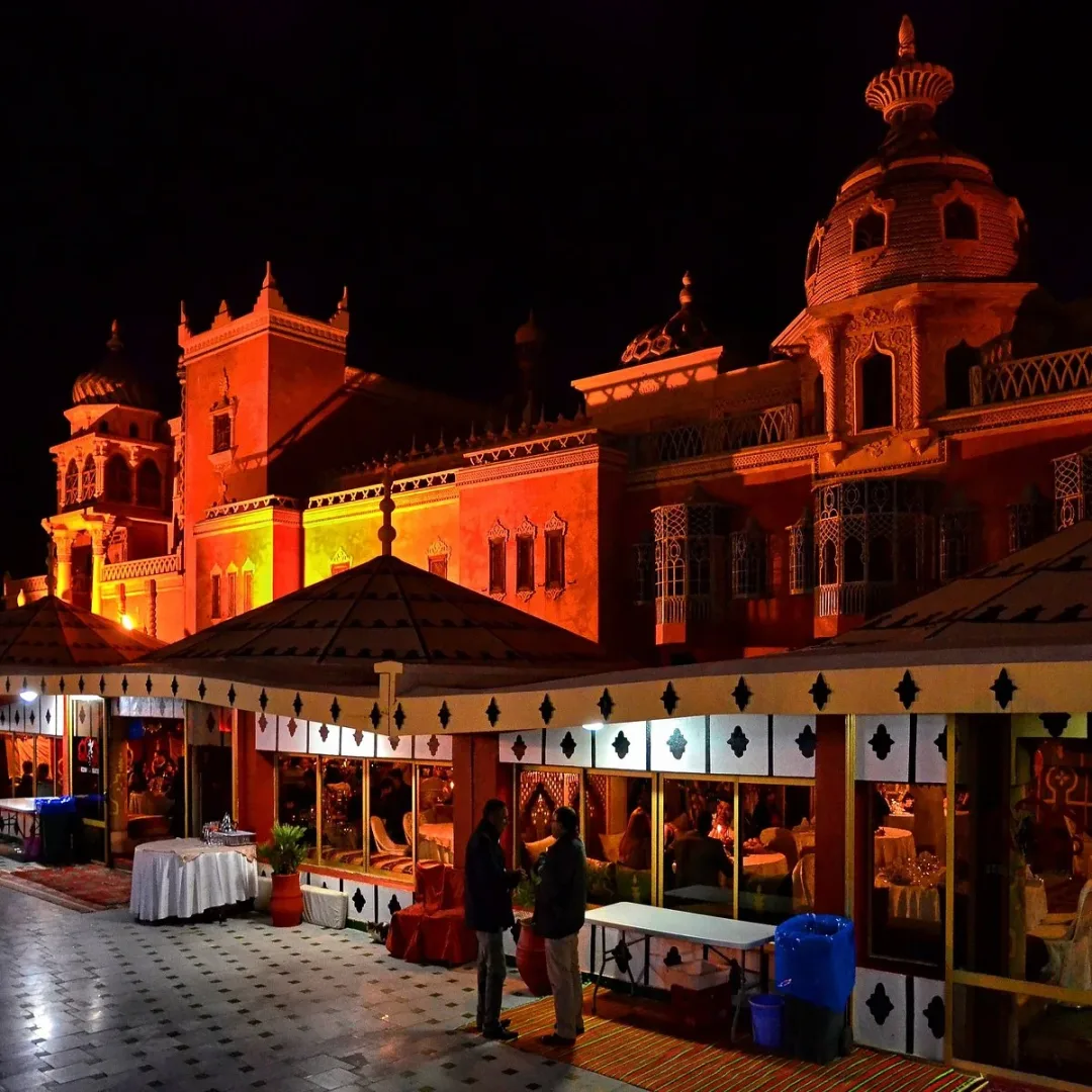 Evening Fantasia Dinner & Folklore Show